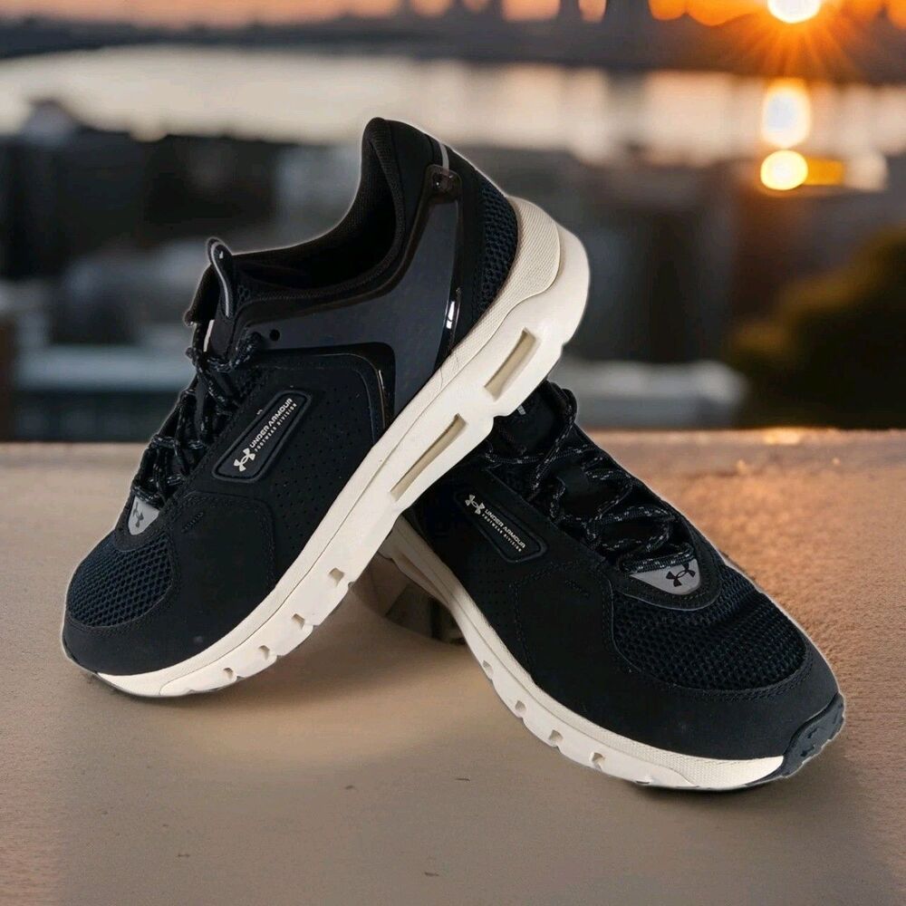 Under Armour Summit Trek Sneaker (3028345-003) Men 11.5 Black/White (Ivory Dune)